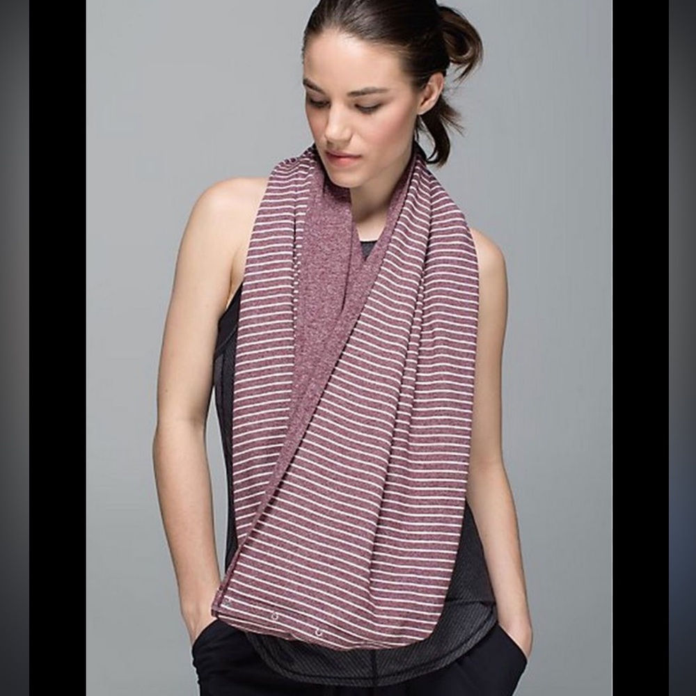 Lululemon vinyasa scarf